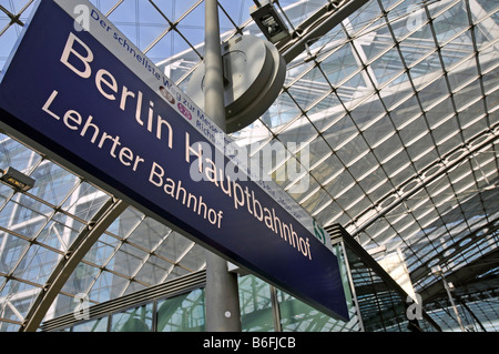 Schilder, Berlin Hauptbahnhof - Lehrter Bahnhof, Berlin Haupt-Bahnhof, Berlin, Deutschland, Europa Stockfoto