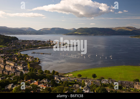 Cardwell Bay Gourock Renfrewshire Schottland Blick von Lyle Hill über den Firth of Clyde Dunoon Ansicht von Lyle Hill Greenock Stockfoto