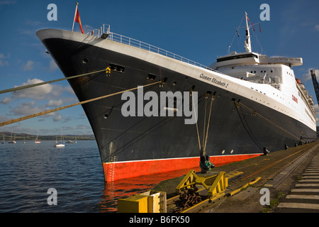 Cunard Liner Queen Elizabeth 2 festgemacht an Greenock auf schottischen Firth of Clyde 5. Oktober 2008 während ihrer letzten Reise Stockfoto