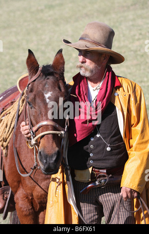 Es gibt eine Verbindung zwischen ein Cowboy und sein Pferd, auf der range Stockfoto