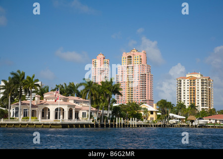 Luxus am Wasser Häuser auf dem Atlantic Intracoastal Waterway in Fort Lauderdale Florida Stockfoto