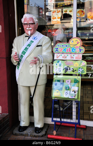 Oberst Saunders Modell Figur außerhalb Kentucky Fried Chicken-Shop, Nara, Japan Stockfoto