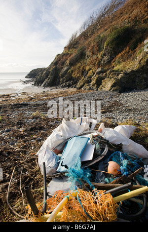 Plastik Müll gesammelt aus einem Strand in der Nähe von Portpatrick auf Rhins of Galloway Scotland UK Stockfoto