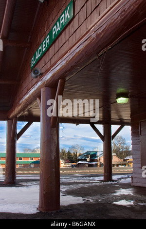 Gletscherpark Train Depot, Glacier National Park, East Glacier, Montana Stockfoto