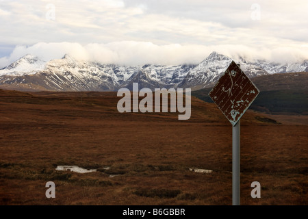 Cullin, setzen Isle Of Skye, Schottland mit Verabschiedung Zeichen Stockfoto