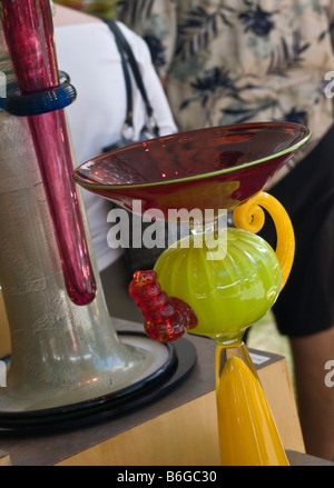Glas Schale Vase in Kunst & Handwerkermarkt Stockfoto