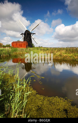 Herringfleet Windpumpe auf der Suffolk-Seite der Grenze & Suffolk Norfolk Broads, UK Stockfoto