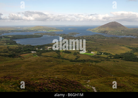 Connemara National Park Blick tully Berg Ballynakill Hafen von oben der Diamond Mountain Galway westlich von Irland Atlantik Stockfoto