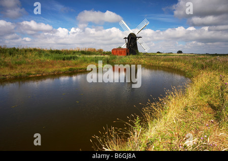 Herringfleet Windpumpe auf der Suffolk-Seite der Grenze & Suffolk Norfolk Broads, UK Stockfoto