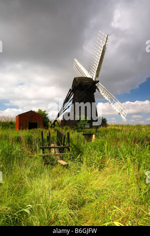 Herringfleet Windpumpe auf der Suffolk-Seite der Grenze & Suffolk Norfolk Broads, UK Stockfoto