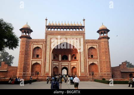 Das Taj Mahal ist ein Mausoleum befindet sich in Agra Indien Stockfoto