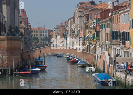 Campo de Ghetto Novo Ponte de Gheto Novo Gheto Venedig Italien April 2008 Stockfoto