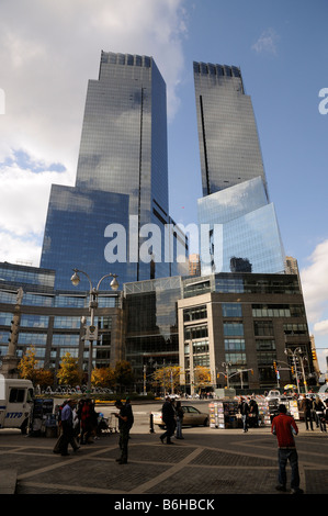 Columbus Circle Manhattan New York Skyline von Geschäft Gebäude Wohnungen und Apartments. Amerikanische Eigenschaft The Time Warner Center Stockfoto