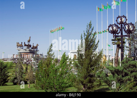 Achal Tekkiner Pferde Brunnen Stockfoto