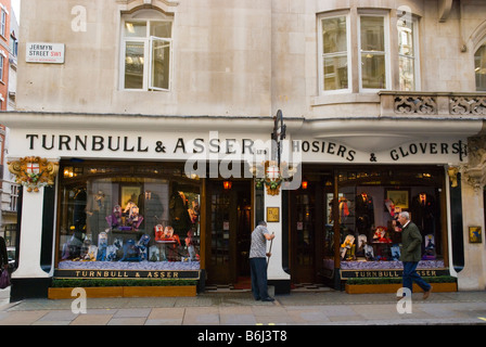 Turnbull und Asser-Shop in der Jermyn Street in London England UK Stockfoto