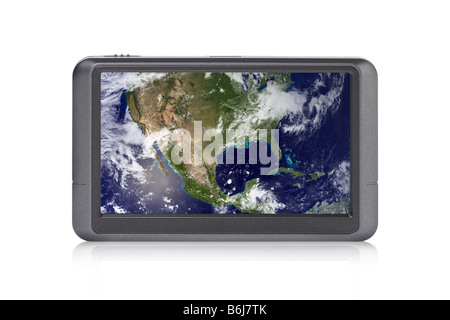 Tragbare GPS-Gerät-Earth-Bild auf Bildschirm-Ausschnitt auf weißem Hintergrund Stockfoto