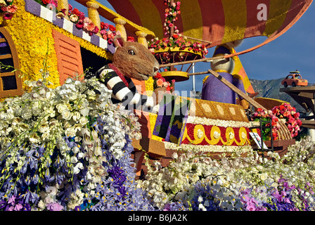 Kiwanis International ", die Kindern weltweit" Los Angeles California Rose Parade Turnier der Rosen Parade Float Stockfoto