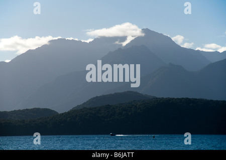 Die Murchison Mountains über Lake Te Anau, Südinsel, Neuseeland Stockfoto