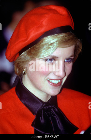 Prinzessin Diana besucht Start der Royal Princess Cruise Liner Southampton UK Stockfoto