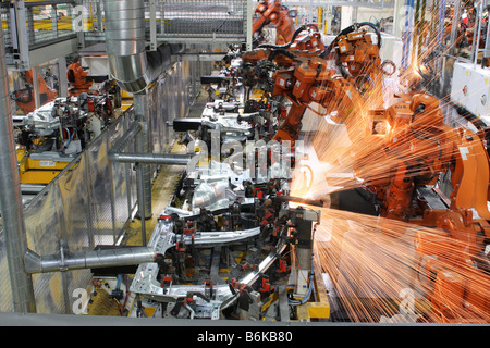 Roboter, Schweißen eine Freelander Seite Halewood werkseitig Jaguar Land Rover Stockfoto