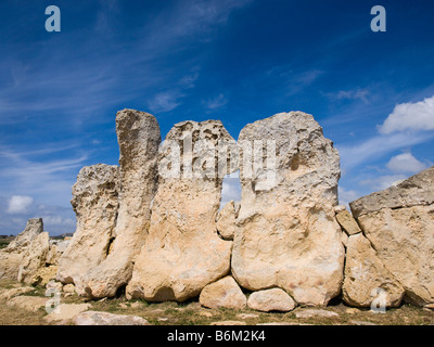Die alten megalithischen Tempel von Hagar Qim Qrendi, Malta in der Nähe. Stockfoto