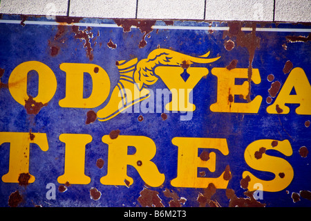 Die Straße und die Route 66 Stockfoto