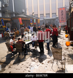 Chinesisches Restaurant off Wangfujing Straße im alten Peking Stockfoto