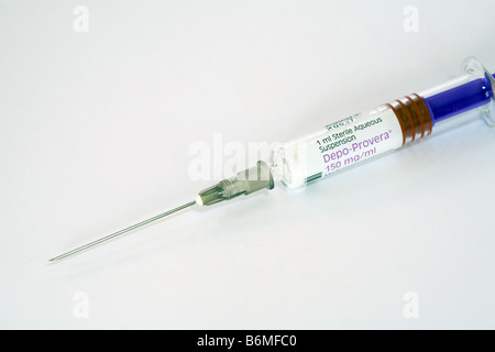 - Depo Provera injection; Depo-Provera injizierbares Kontrazeptivum Stockfoto
