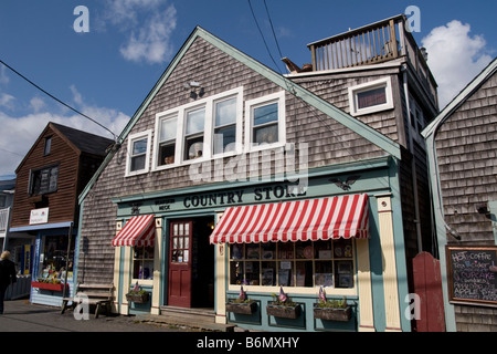 Fishermens Cottage konvertiert in Souvenirläden im Bärenfell Hals Rockport Massachusetts MA New England USA Stockfoto