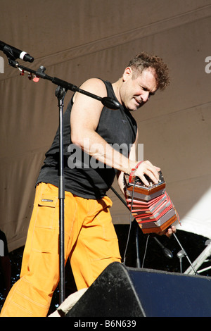 Johnny Clegg ist ein südafrikanischer Musiker in Kirstenbosch, Cape Town, Südafrika Stockfoto