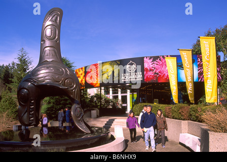 Großer Schwertwal Skulptur Haida Künstlers "Bill Reid" im Vancouver Aquarium im Stanley Park in Vancouver British Columbia Kanada Stockfoto