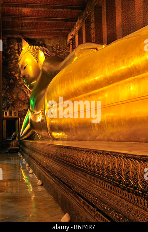 Liegender Buddha im Tempel Wat Pho, Bangkok, Thailand Stockfoto