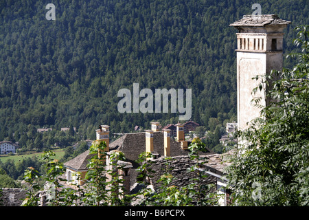 Craveggia und seine vielen Schornsteine in Val Vigezzo Piemonte Italien Stockfoto