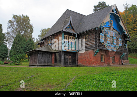 Gutshof im russischen Stil (1901-1902), Talaschkino, Gebiet Smolensk, Russland Stockfoto