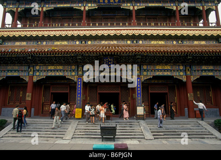 Die chinesischen Leute, Touristen, Reiseführer, Reisegruppe, geführte Tour, Lama Tempel, Yonghegong, Peking, Peking, China, Asien Stockfoto