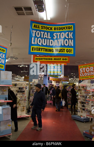 Woolworths Schließung Verkauf Hemel Hempstead, Hertfordshire Stockfoto