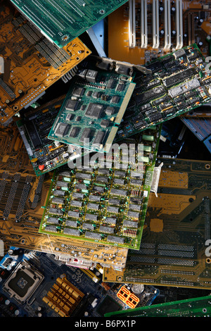 Elektronikschrott, gebraucht alt Computer-Teile für das recycling Stockfoto