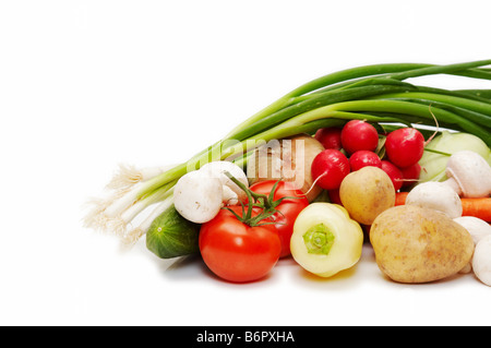 frisches Gemüse isoliert auf weißem Hintergrund Stockfoto