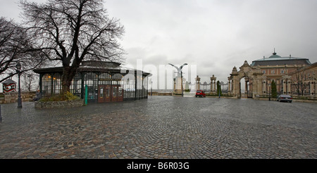 Budapest Siklo Seilbahn-Terminal und Budaer Schloss Ungarn Panorama Stockfoto