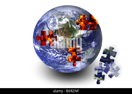 Planetenerde in Form eines 3 dimensionalen Puzzles mit drei Stücken offenbart die feurige Kern der Erde herausgenommen. Stockfoto