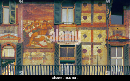 Fresken im Casa Mazzanti auf Piazza Delle Erbe in Verona Venetien Italien Stockfoto
