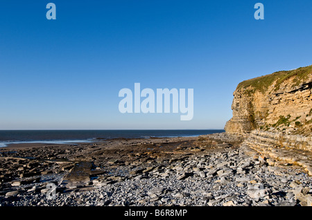 Die Sandsteinfelsen von Dunraven Bay im Vale of Glamorgan in Südwales. Stockfoto