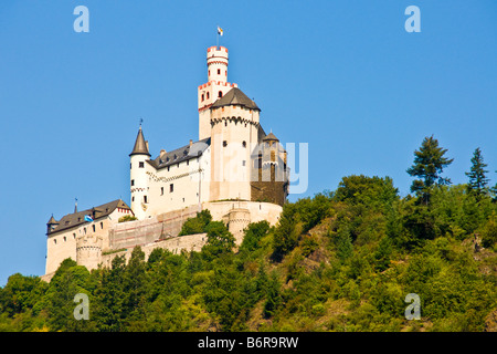 Marksburg Castle mit Blick auf mittleren Rhein in der Nähe von Braubach Stockfoto