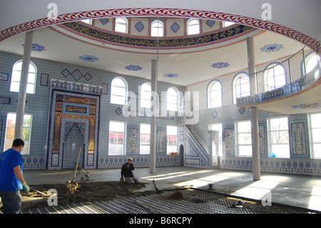 Innenraum der Fatih-Moschee im Bau Roermond Limburg Niederlande Stockfoto