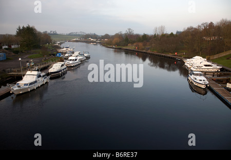 Carrybridge am oberen Lough Erne Grafschaft Fermanagh Nordirland Vereinigtes Königreich Stockfoto