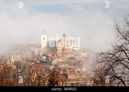 Schnee in Monte Compatri, Albaner Berge (Italien) Stockfoto