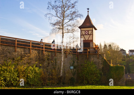 Bad Wimpfen defensive Stadtmauer 13. Jahrhundert in der Nähe der rote Turm Stockfoto