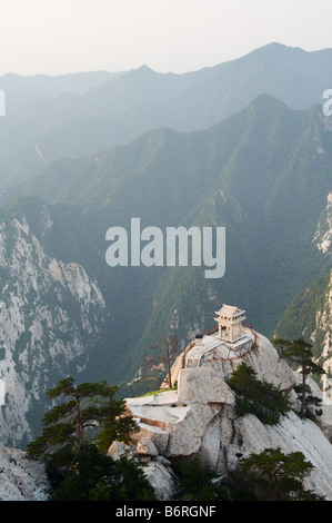 Stein-Pagode auf dem Ost-Gipfel des Heiligen Berges Huashan, Xian, China Stockfoto
