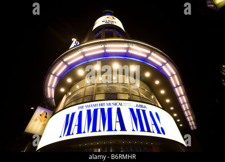 Die Prince Of Wales Theatre Coventry Street London zeigt das Abba musical zeigen Mamma Mia Stockfoto