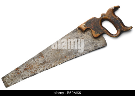 eine alte rostige Ablängsäge auf weißem Hintergrund Stockfoto